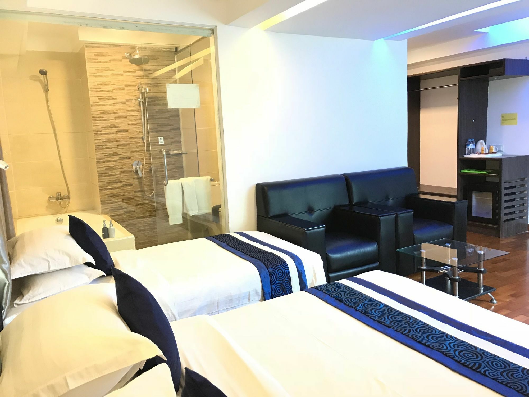 Sky View Hotel Янгон Экстерьер фото