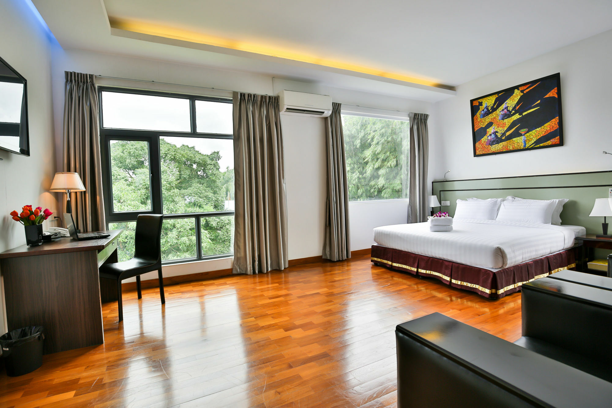 Sky View Hotel Янгон Экстерьер фото