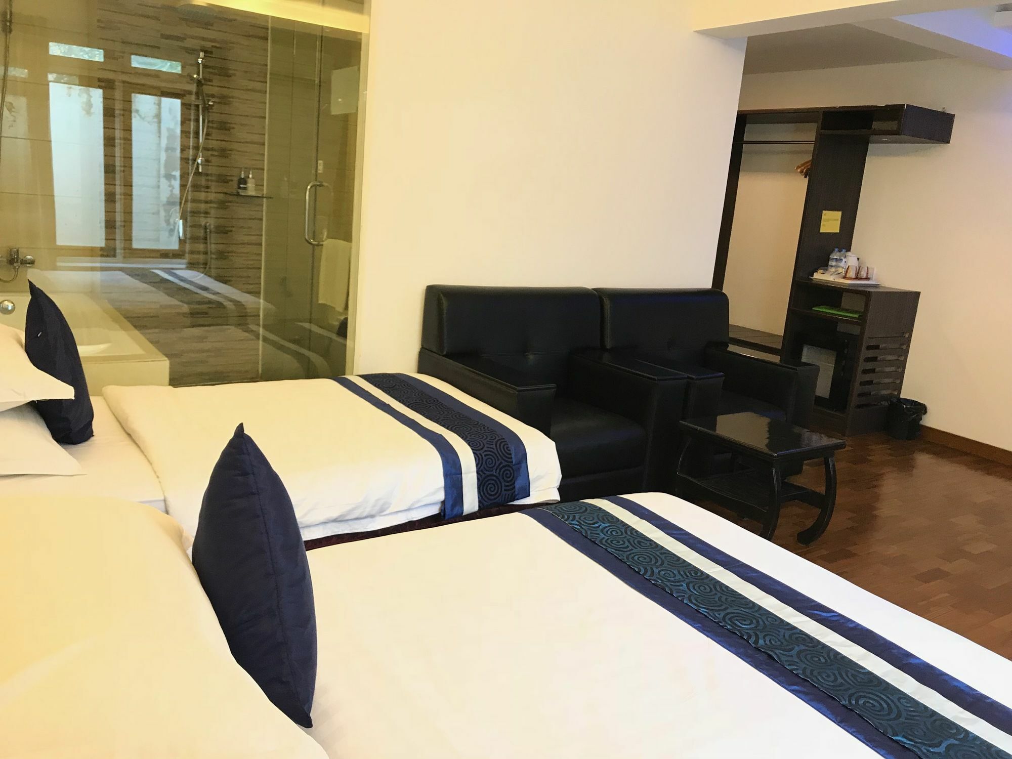 Sky View Hotel Янгон Экстерьер фото